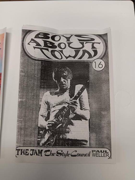 - Boys About Town - The Jam, TSC and Paul Weller Fanzine.