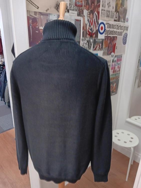 Hunden Roll Neck Jumper